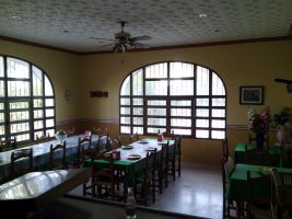 Se vende finca con restaurante y vivienda en Ronda